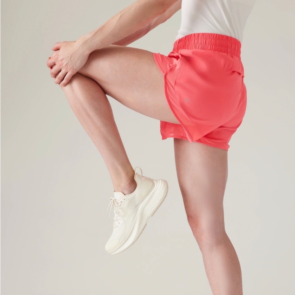Women's Athleta Mesh Racer Run Shorts 4”